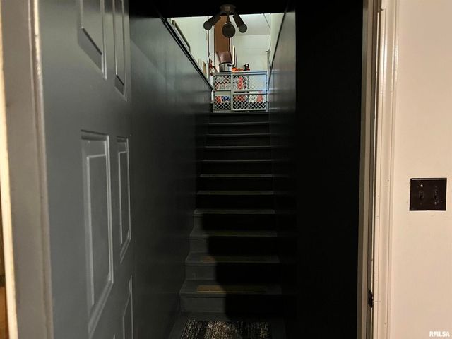 2372 LOGAN Street, Murphysboro, IL 62966