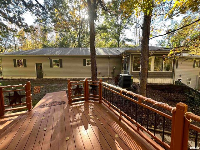 2372 LOGAN Street, Murphysboro, IL 62966