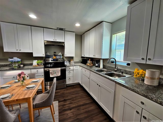 415 N Erskine, Seguin, TX 78155