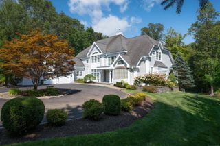 14 Dillman Court, Ridgefield, CT 06877