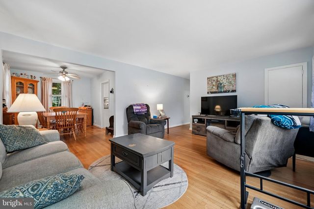 902 SPRUCE AVE, Oaklyn, NJ 08107