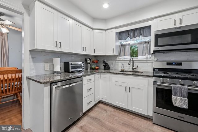 902 SPRUCE AVE, Oaklyn, NJ 08107