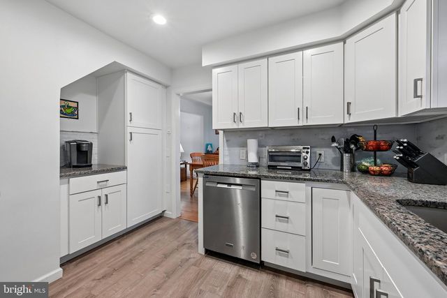 902 SPRUCE AVE, Oaklyn, NJ 08107