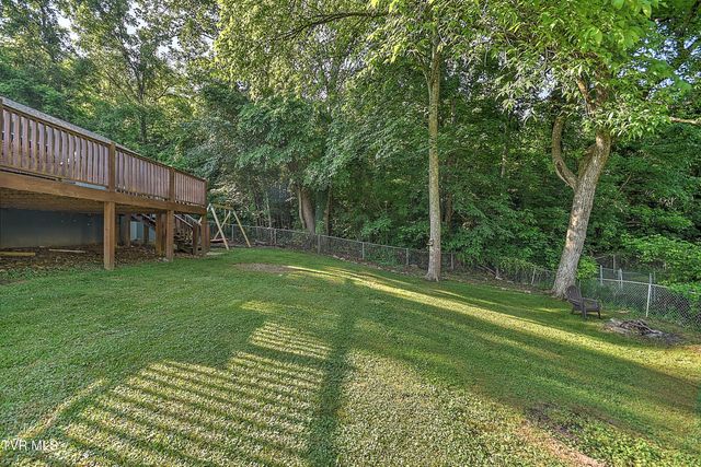 1144 Sourmash Drive, Kingsport, TN 37660
