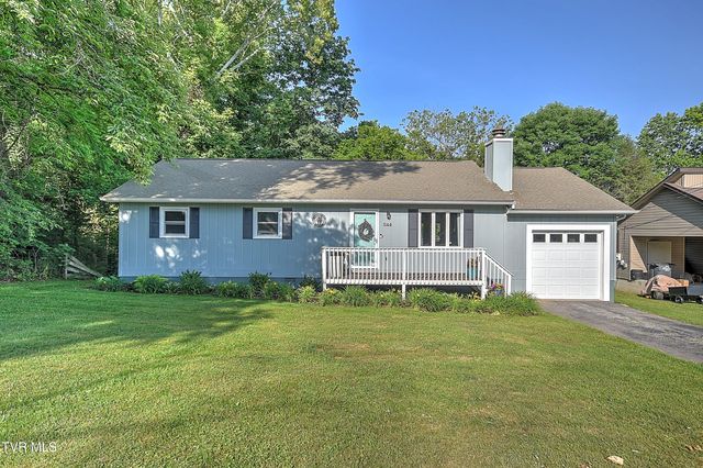 1144 Sourmash Drive, Kingsport, TN 37660