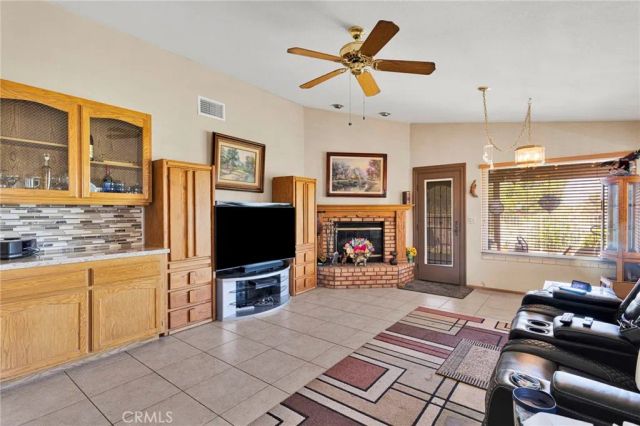 13748 Greenwood, Victorville, CA 92395