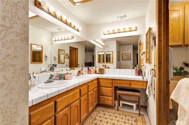13748 Greenwood, Victorville, CA 92395