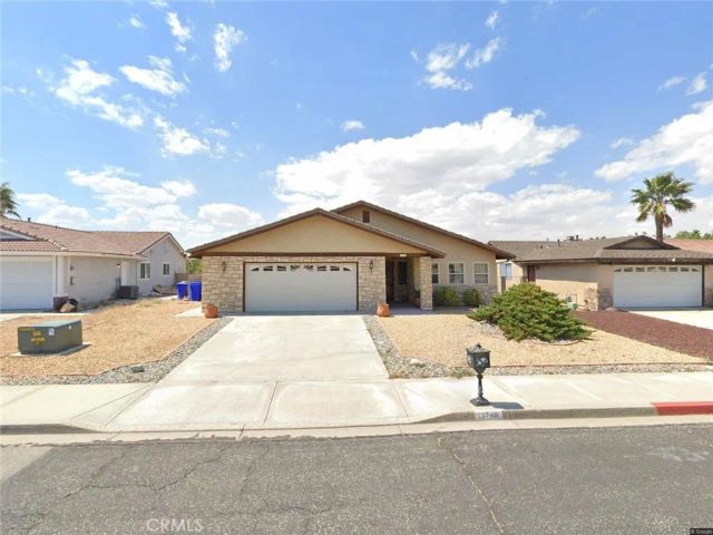 13748 Greenwood, Victorville, CA 92395