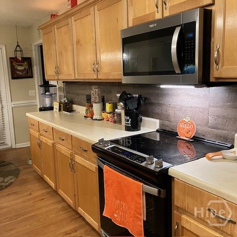 295 Lancaster Way, Richmond Hill, GA 31324