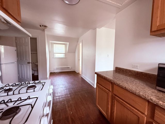 1801 Victoria Avenue 2, North Chicago, IL 60064