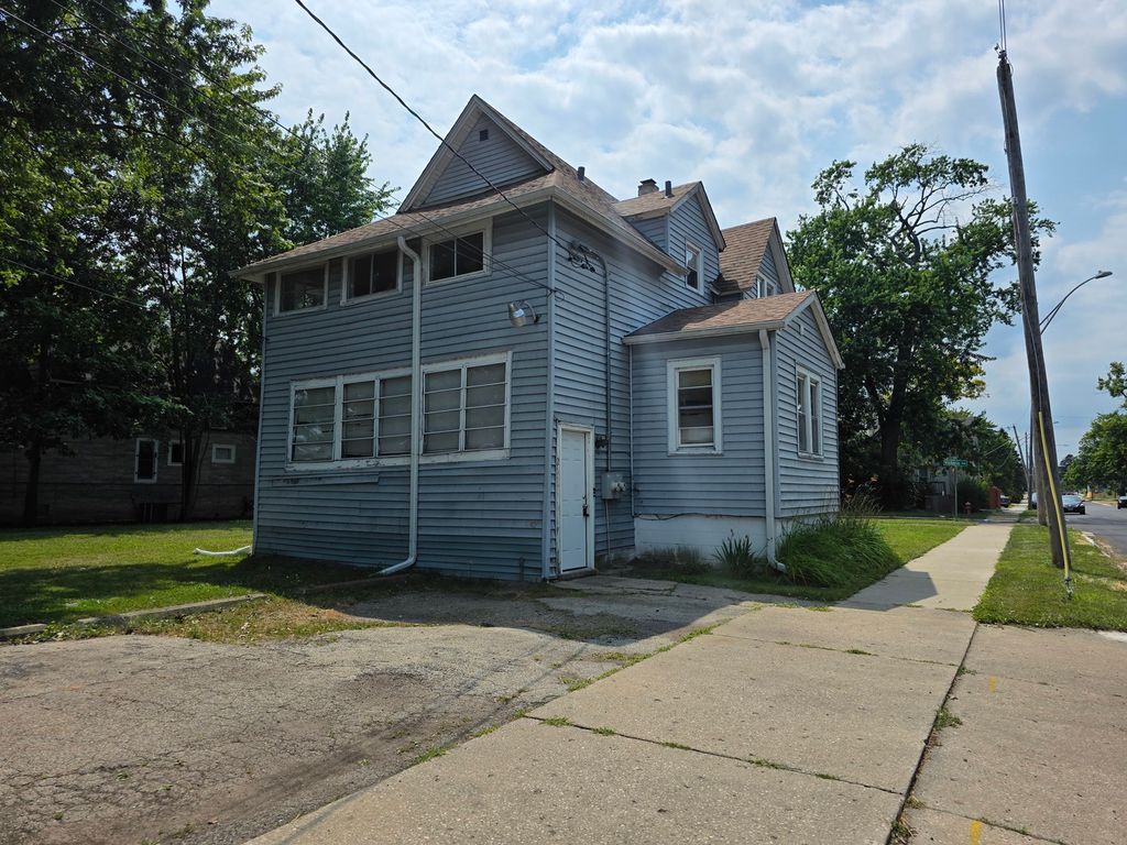 1801 Victoria Avenue 2, North Chicago, IL 60064