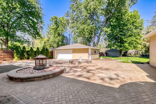 8035 Wolf Road, La Grange, IL 60525