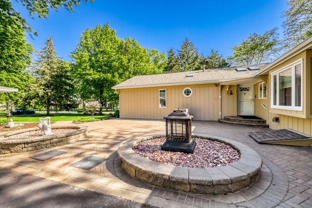 8035 Wolf Road, La Grange, IL 60525