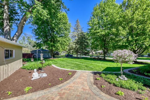8035 Wolf Road, La Grange, IL 60525