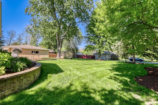 8035 Wolf Road, La Grange, IL 60525