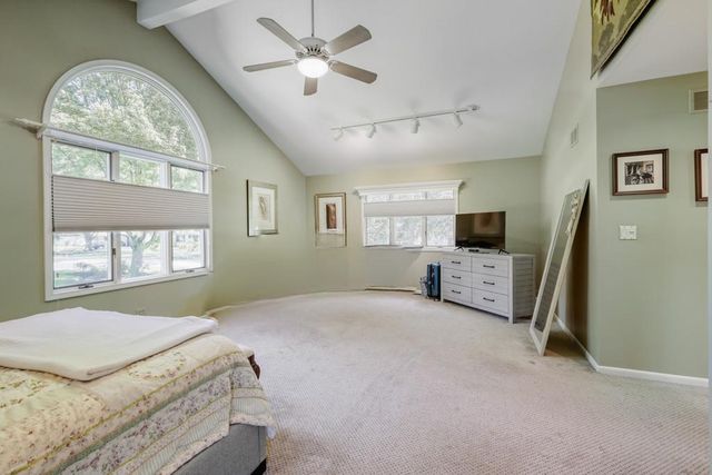 8035 Wolf Road, La Grange, IL 60525