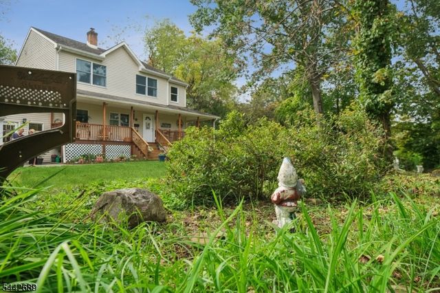 158 Maple St, New Providence Boro, NJ 07974