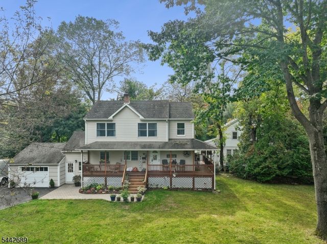 158 Maple St, New Providence Boro, NJ 07974