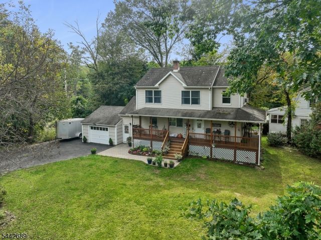 158 Maple St, New Providence Boro, NJ 07974