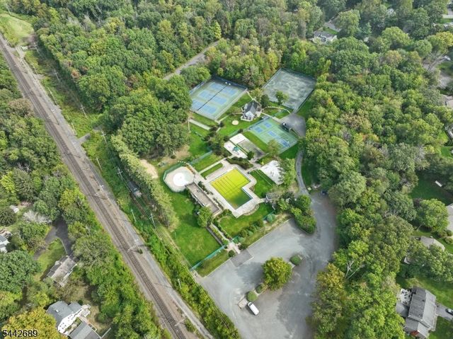 158 Maple St, New Providence Boro, NJ 07974