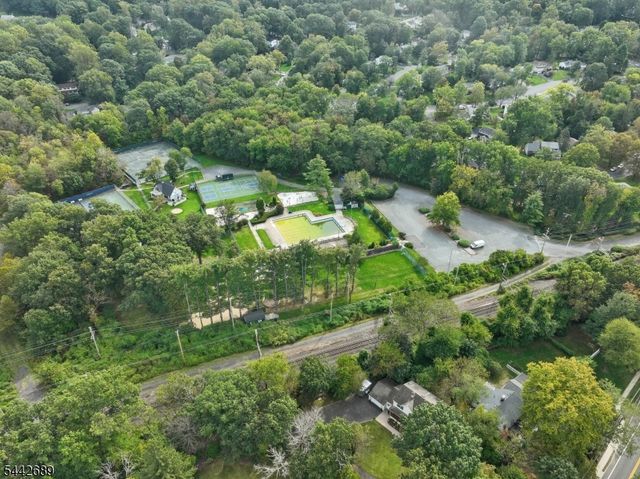 158 Maple St, New Providence Boro, NJ 07974