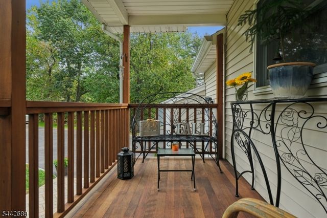 158 Maple St, New Providence Boro, NJ 07974