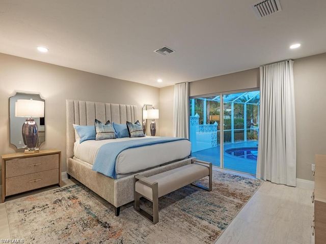 4856 Crayton RD, Naples, FL 34103