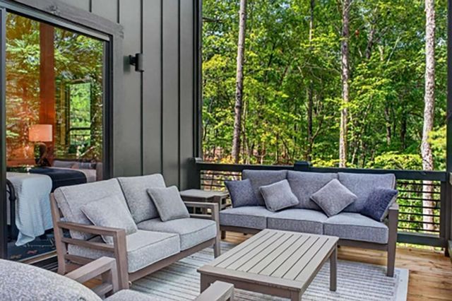 255 Sunrock Mountain Road, Blue Ridge, GA 30513