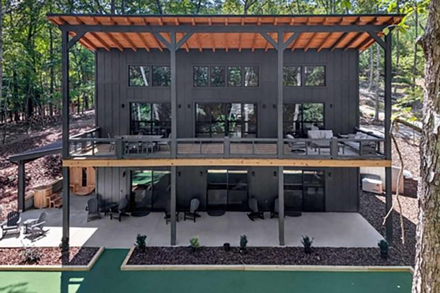 255 Sunrock Mountain Road, Blue Ridge, GA 30513