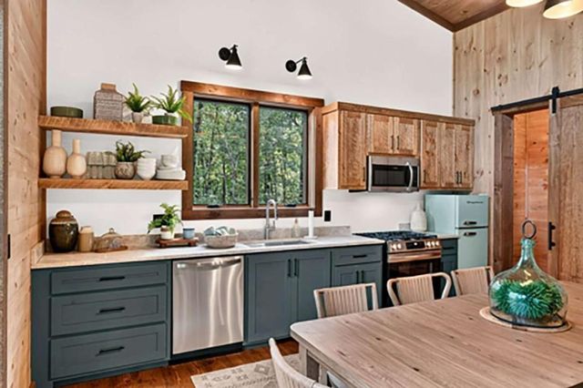 255 Sunrock Mountain Road, Blue Ridge, GA 30513