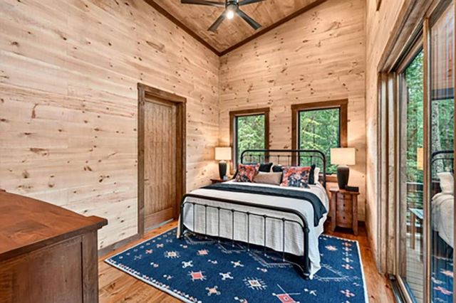255 Sunrock Mountain Road, Blue Ridge, GA 30513
