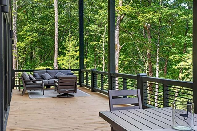 255 Sunrock Mountain Road, Blue Ridge, GA 30513
