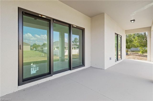 3728 9th ST W, Lehigh Acres, FL 33971