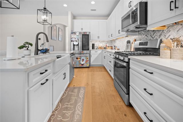 12445 HORSESHOE BEND DRIVE, Lithia, FL 33547