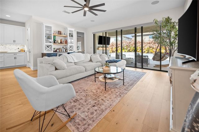 12445 HORSESHOE BEND DRIVE, Lithia, FL 33547