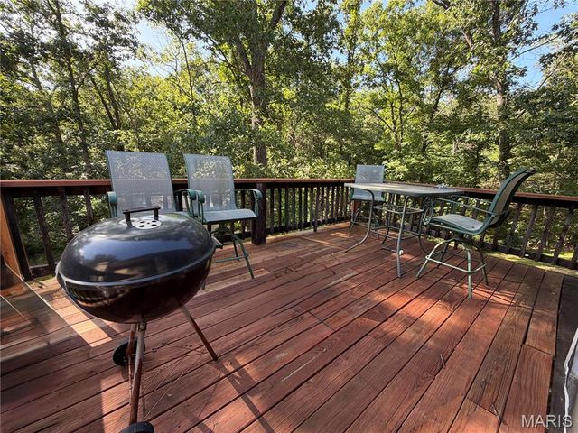 719 White Dogwood Court, St Clair, MO 63077