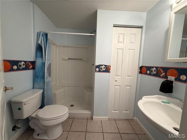 719 White Dogwood Court, St Clair, MO 63077