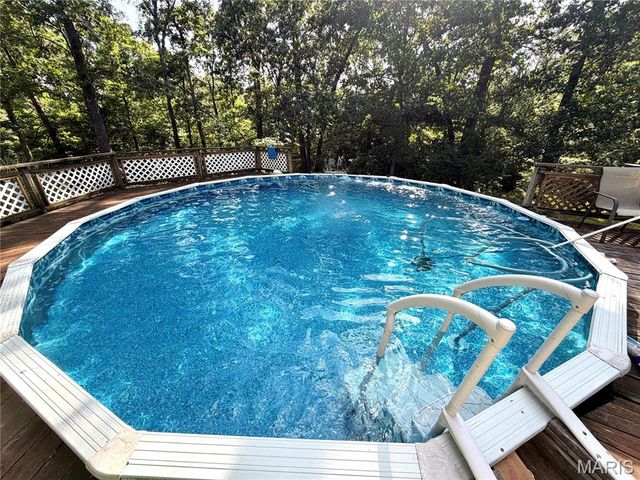 719 White Dogwood Court, St Clair, MO 63077