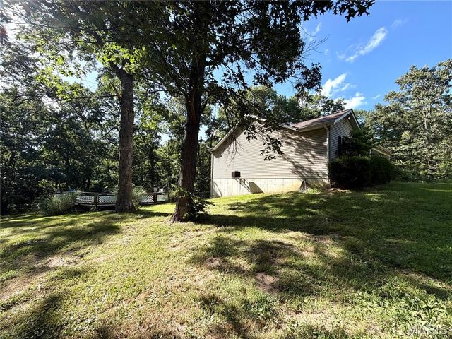 719 White Dogwood Court, St Clair, MO 63077