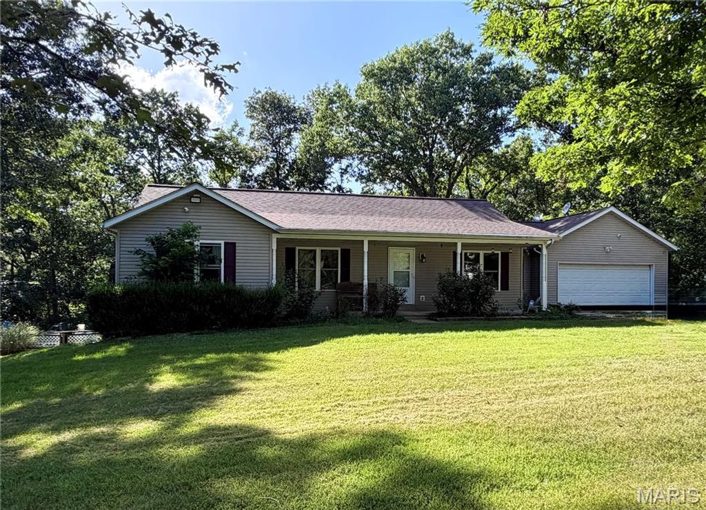 719 White Dogwood Court, St Clair, MO 63077