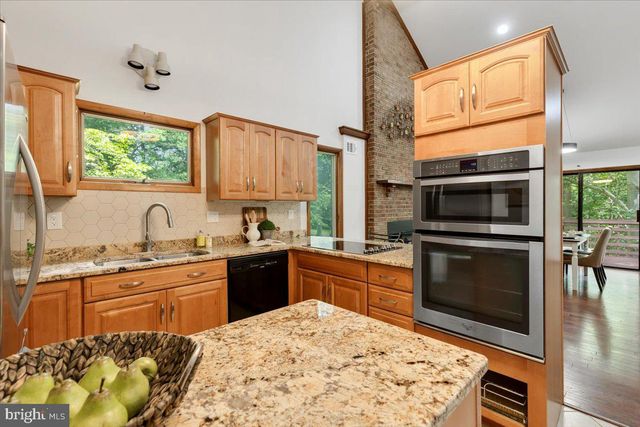 12212 WOODLARK CT, Manassas, VA 20112
