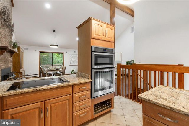 12212 WOODLARK CT, Manassas, VA 20112