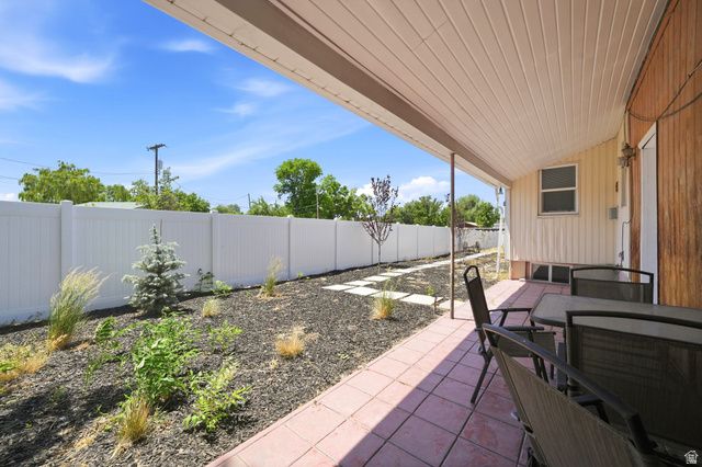 220 E GREENWOOD AVE, Midvale, UT 84047