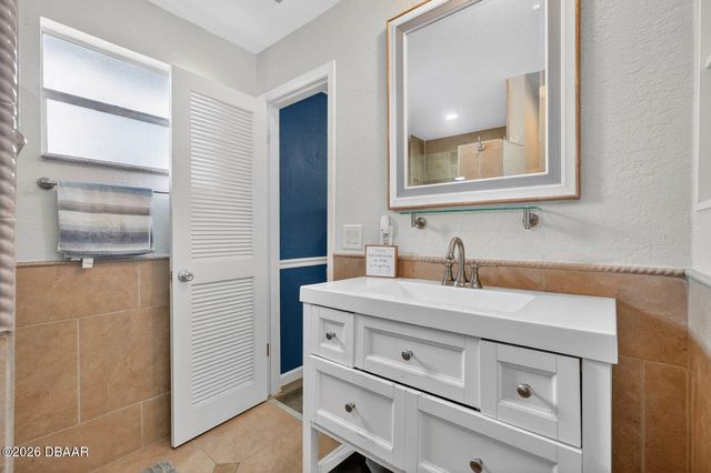 772 N Beach Street, Ormond Beach, FL 32174