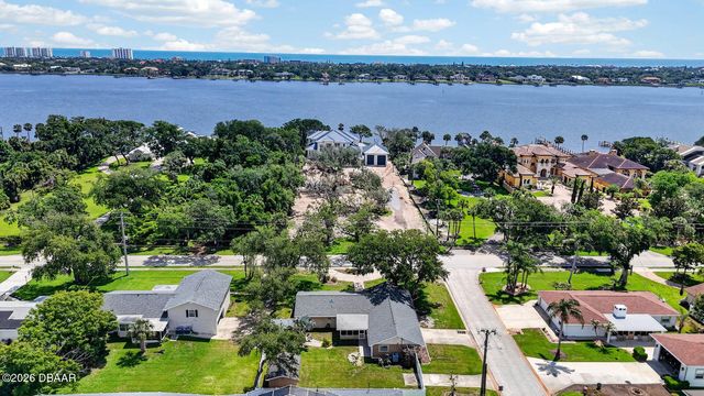 772 N Beach Street, Ormond Beach, FL 32174