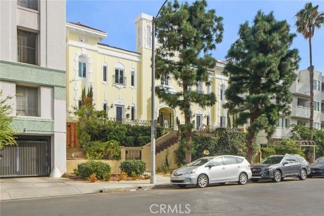 320 S Kingsley, Los Angeles, CA 90020