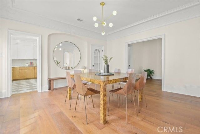 320 S Kingsley, Los Angeles, CA 90020