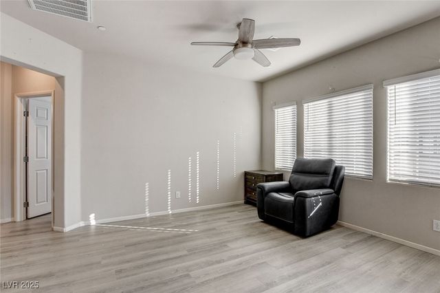 4660 Ridgeley Avenue 101, North Las Vegas, NV 89084