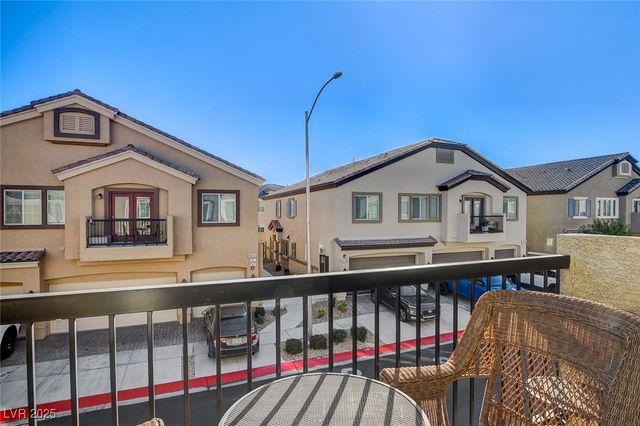 4660 Ridgeley Avenue 101, North Las Vegas, NV 89084