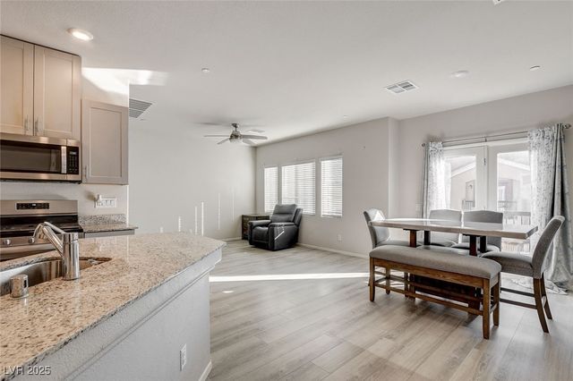 4660 Ridgeley Avenue 101, North Las Vegas, NV 89084